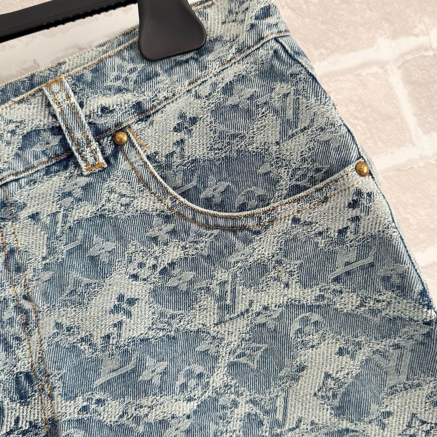 Grey Short - FashionHype.xyz