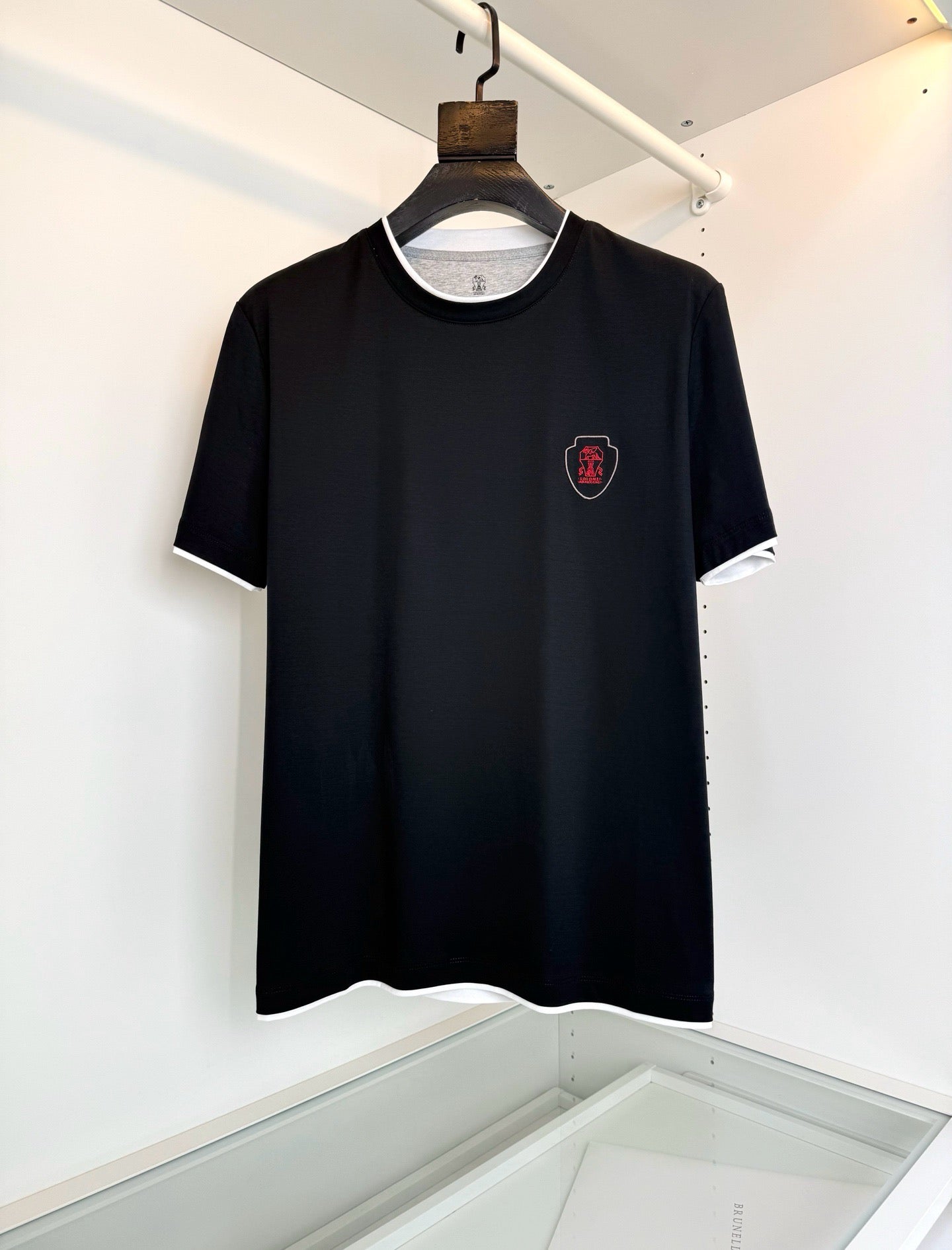 White and Black T-Shirt - FashionHype.xyz