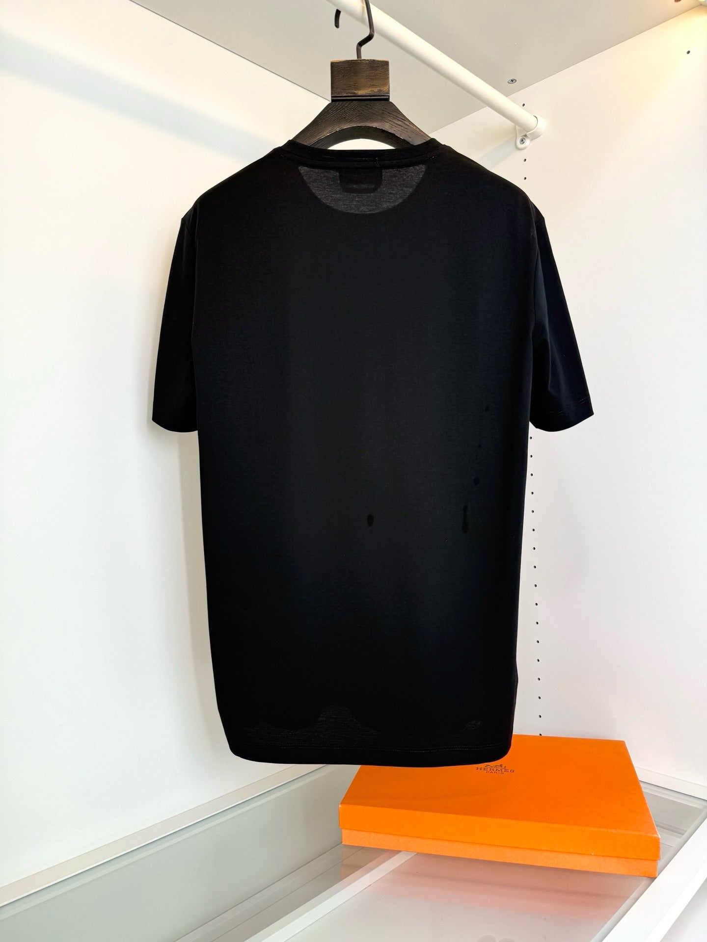 White and Black T-Shirt - FashionHype.xyz