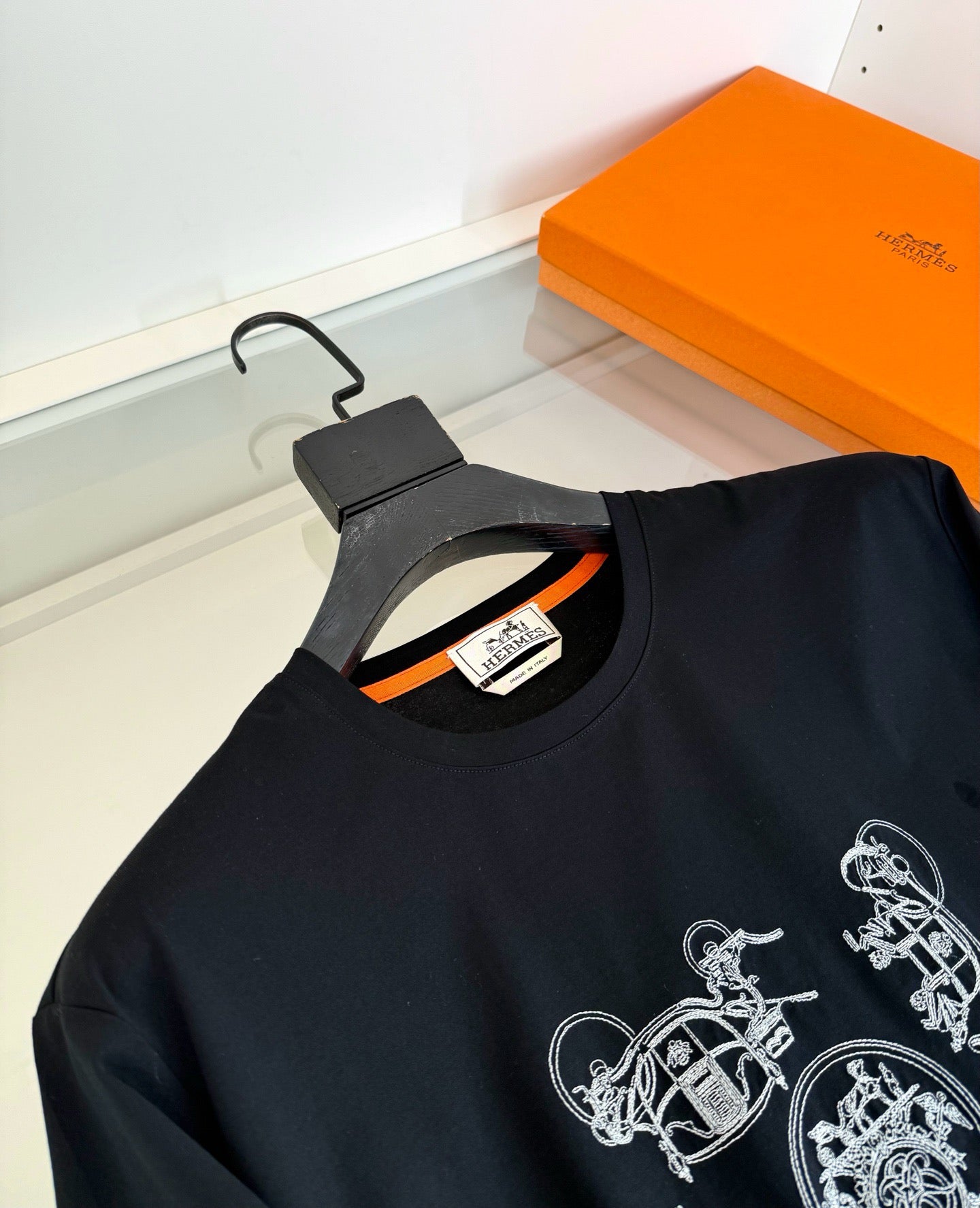 White and Black T-Shirt - FashionHype.xyz