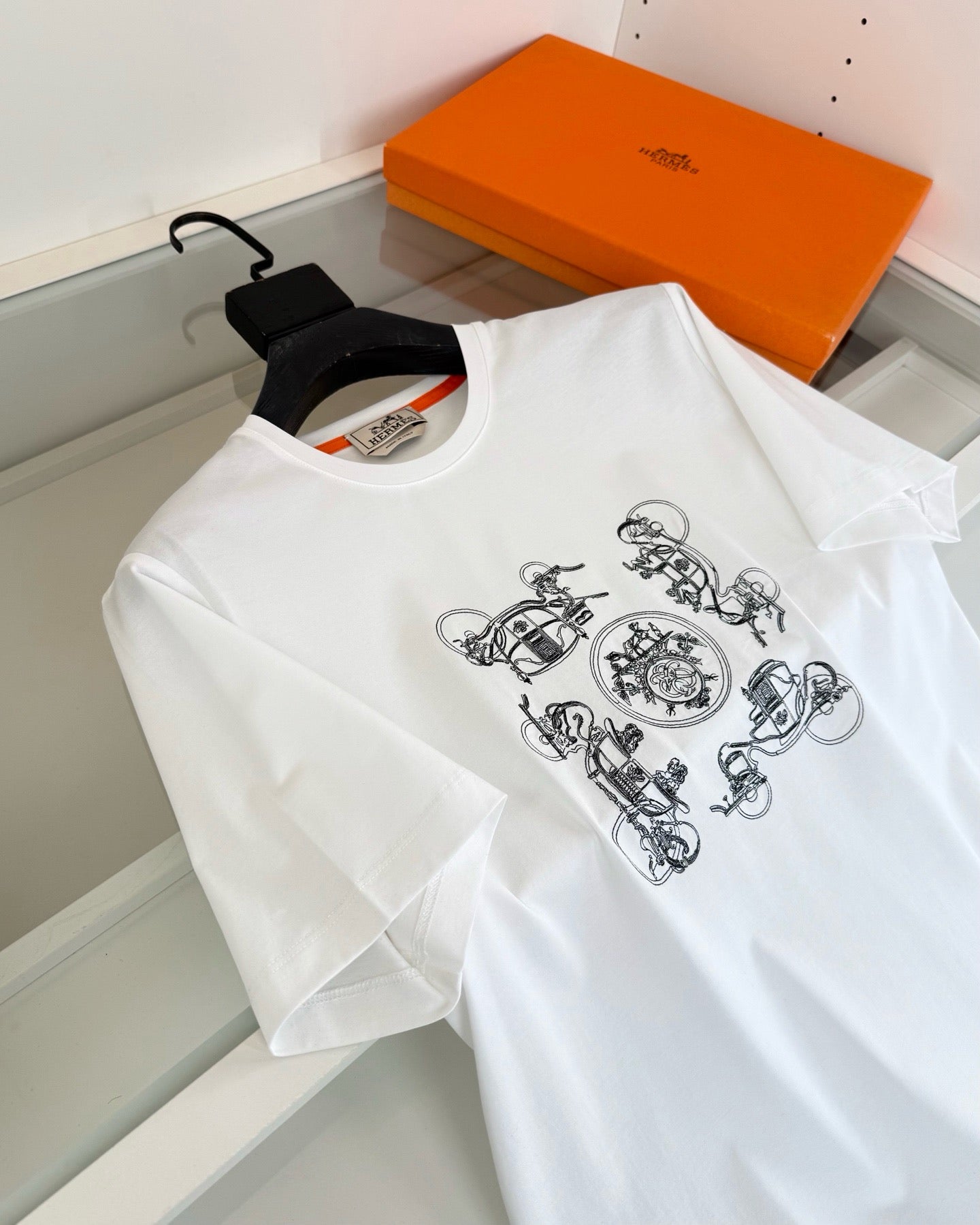 White and Black T-Shirt - FashionHype.xyz