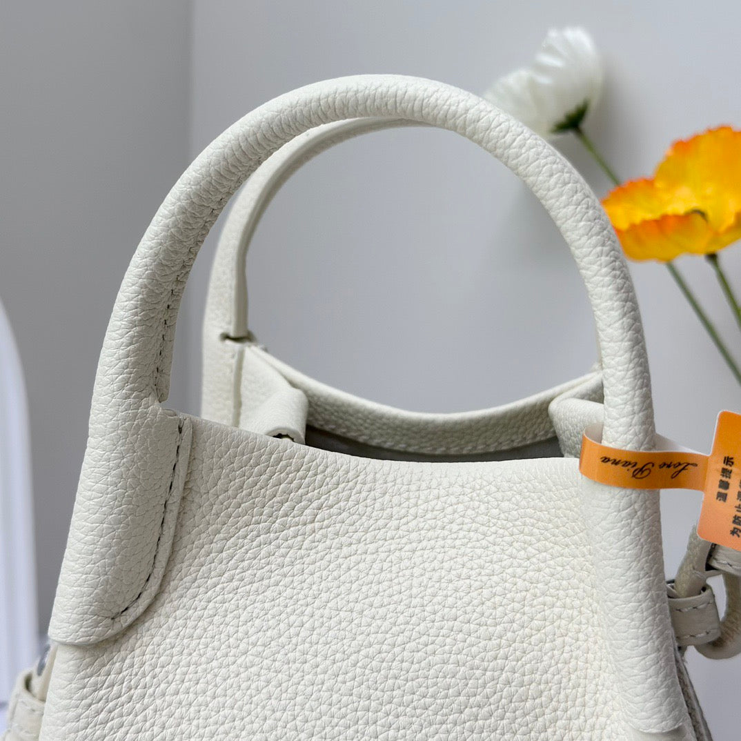 Off-white Bag