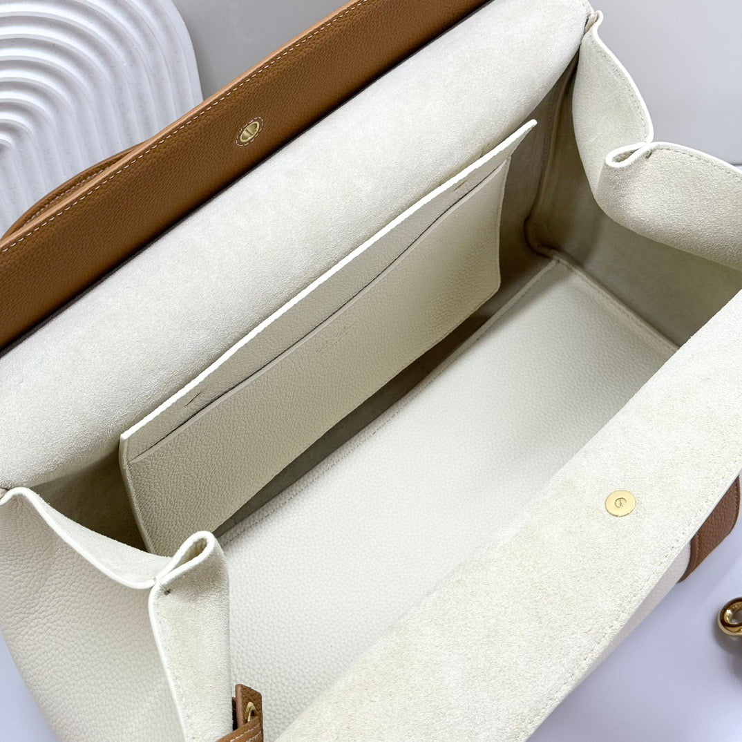 White brown and Dark green Bag