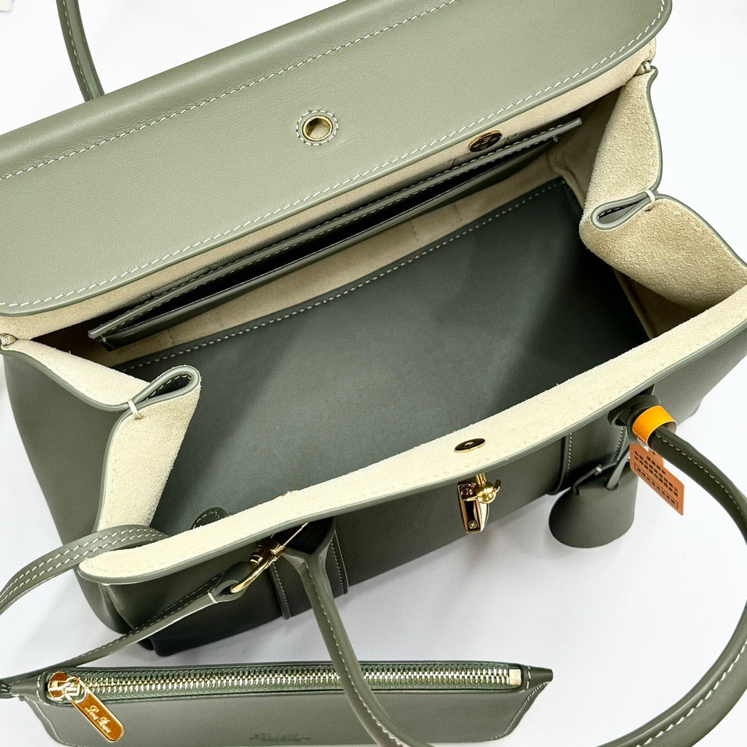 White brown and Dark green Bag