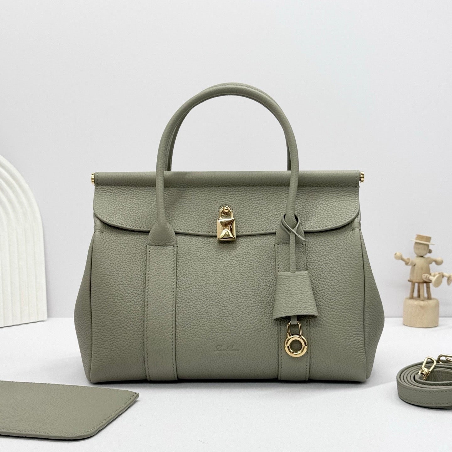 Grey Bag - FashionHype.xyz