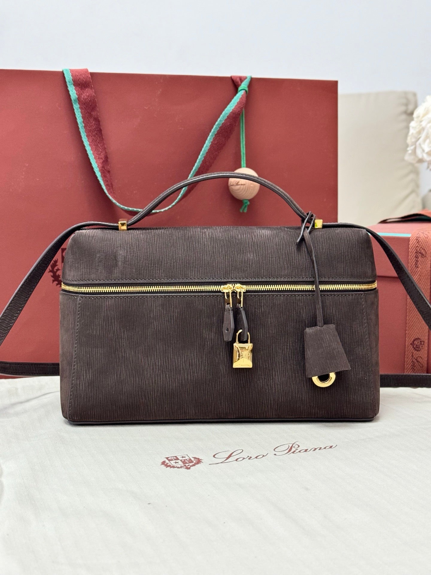 Dark brown Bag