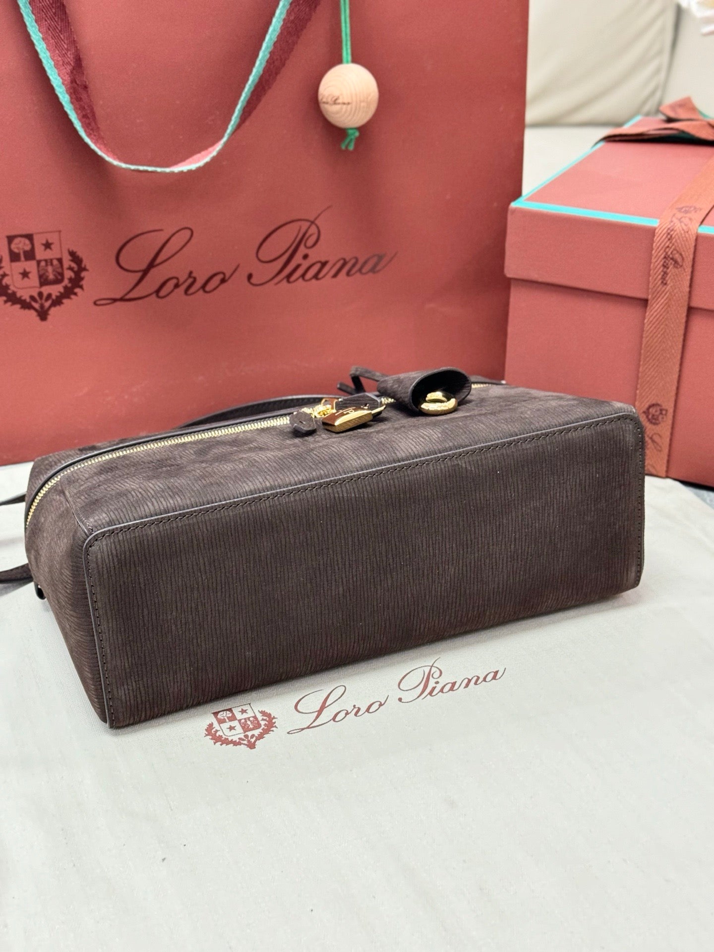 Dark brown Bag