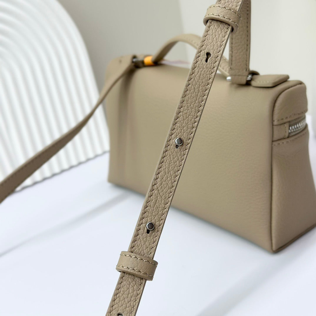 Light beige and Taupe Bag