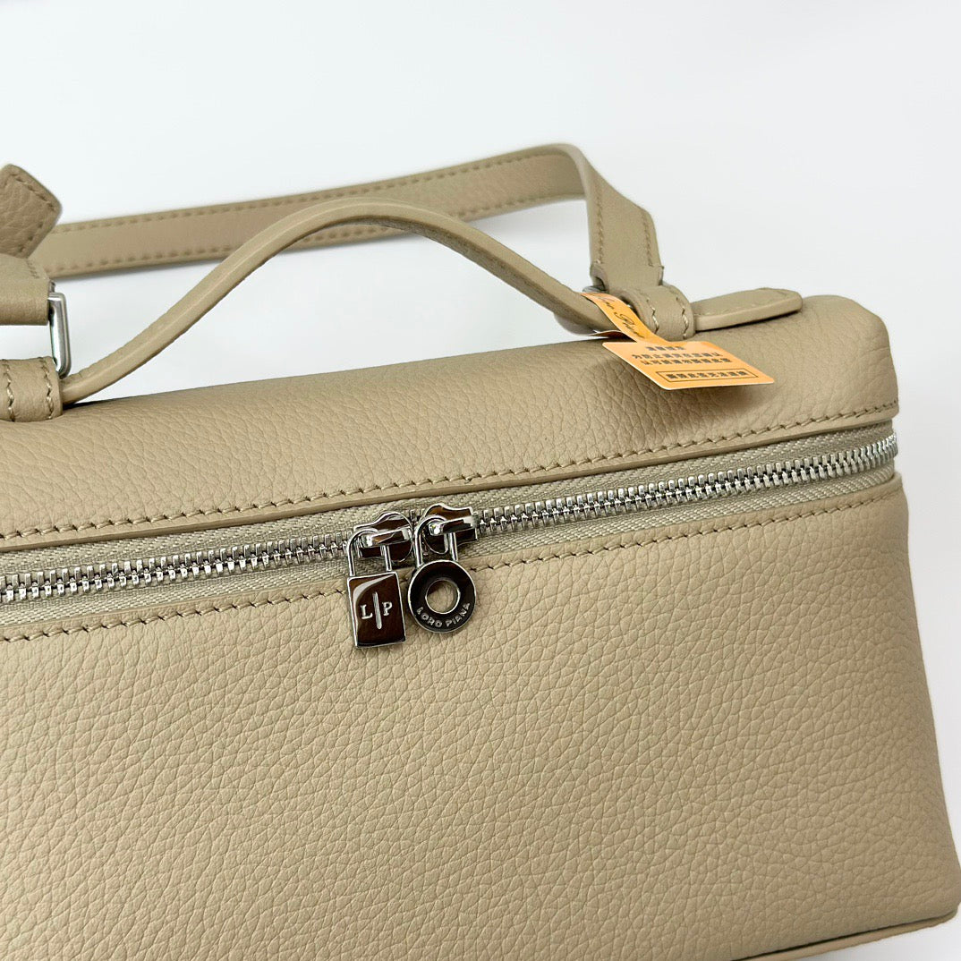 Light beige and Taupe Bag