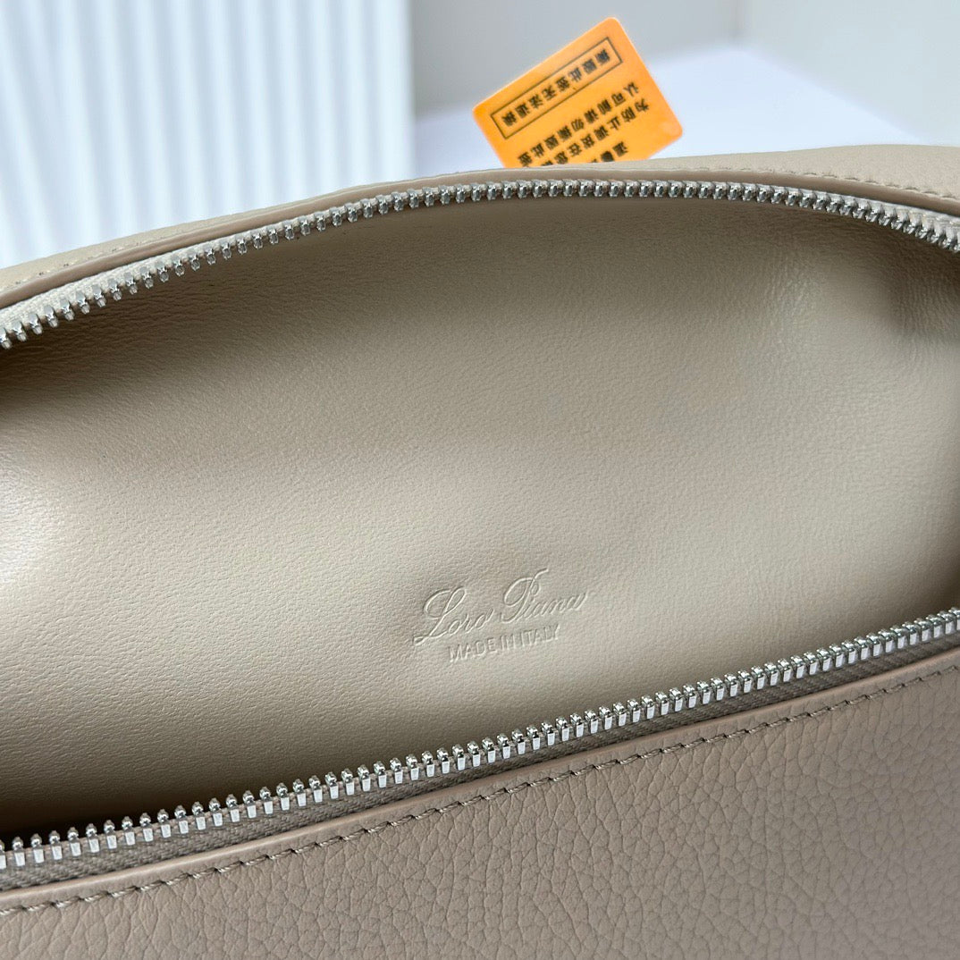 Light beige and Taupe Bag