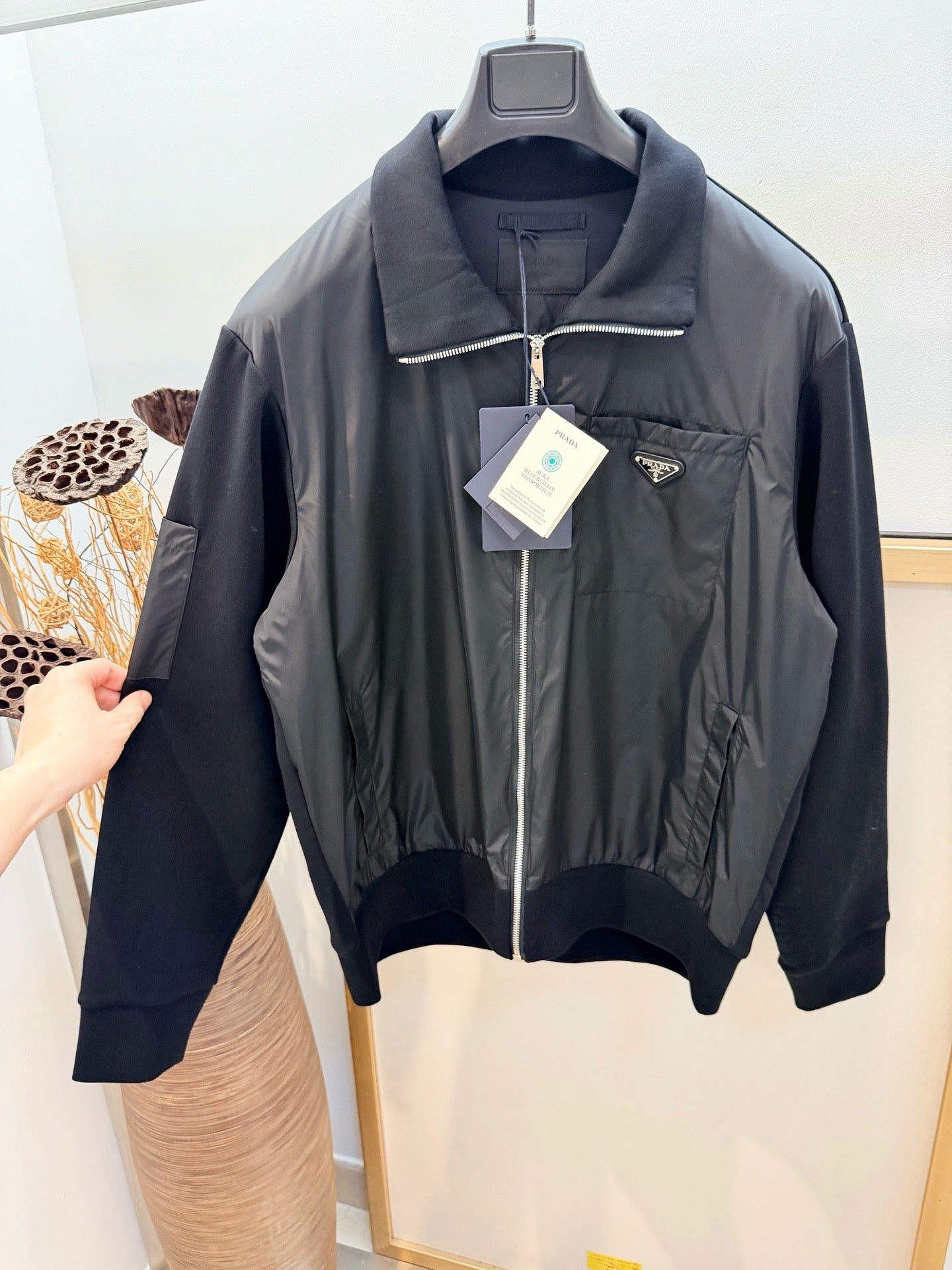 Black Jacket - FashionHype.xyz