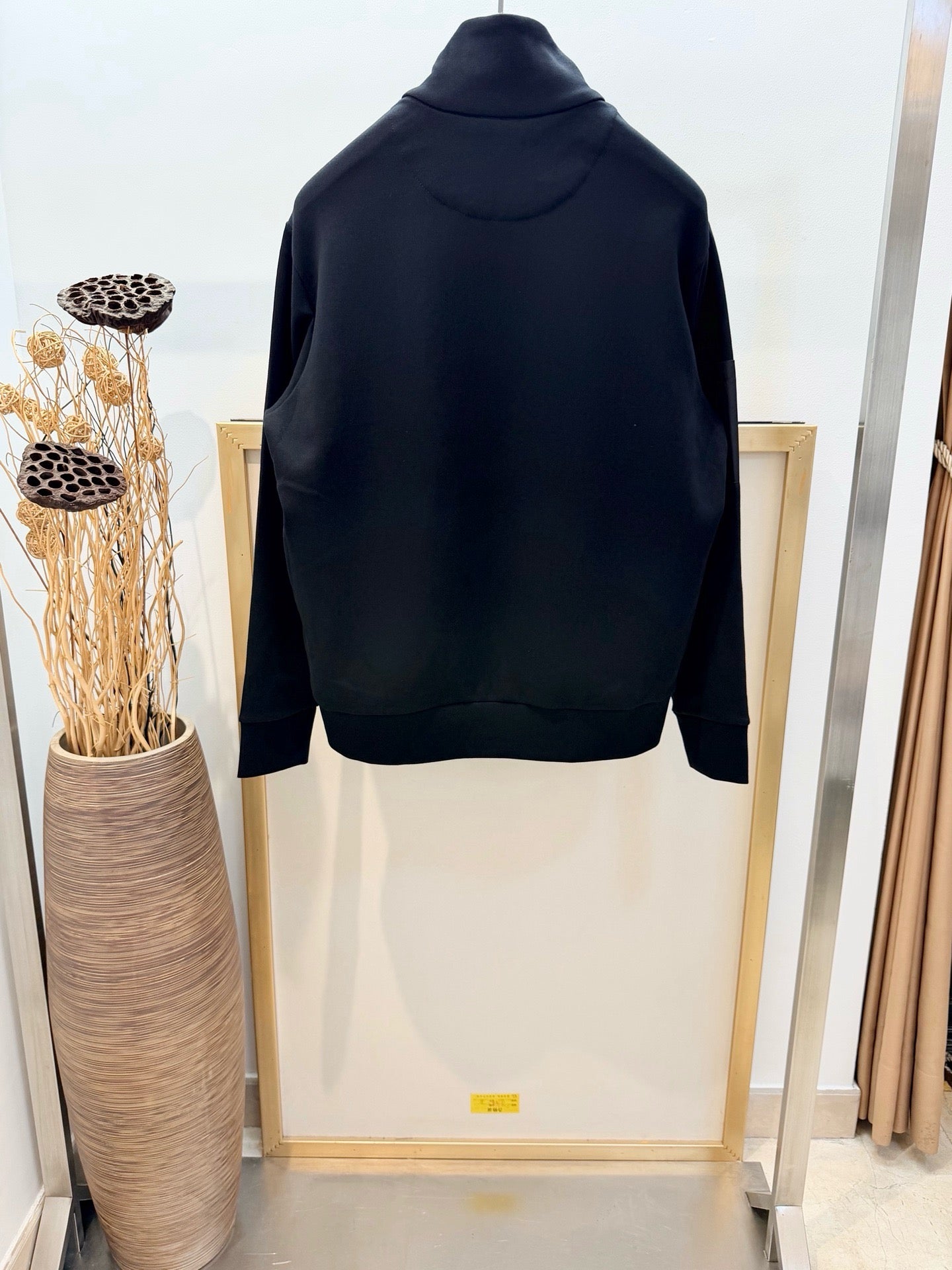 Black Jacket - FashionHype.xyz