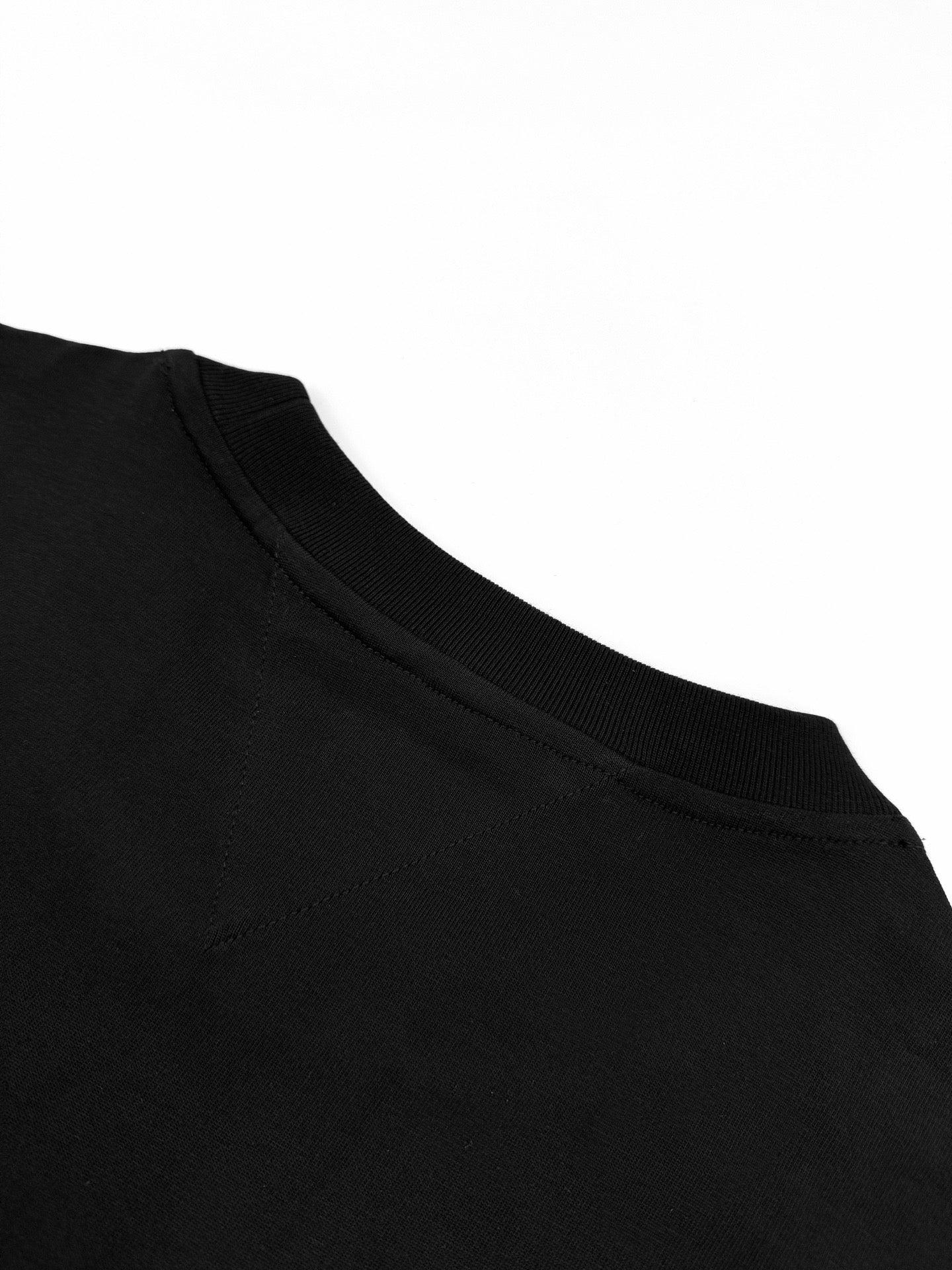 Dark green, Black and White T-Shirt - FashionHype.xyz