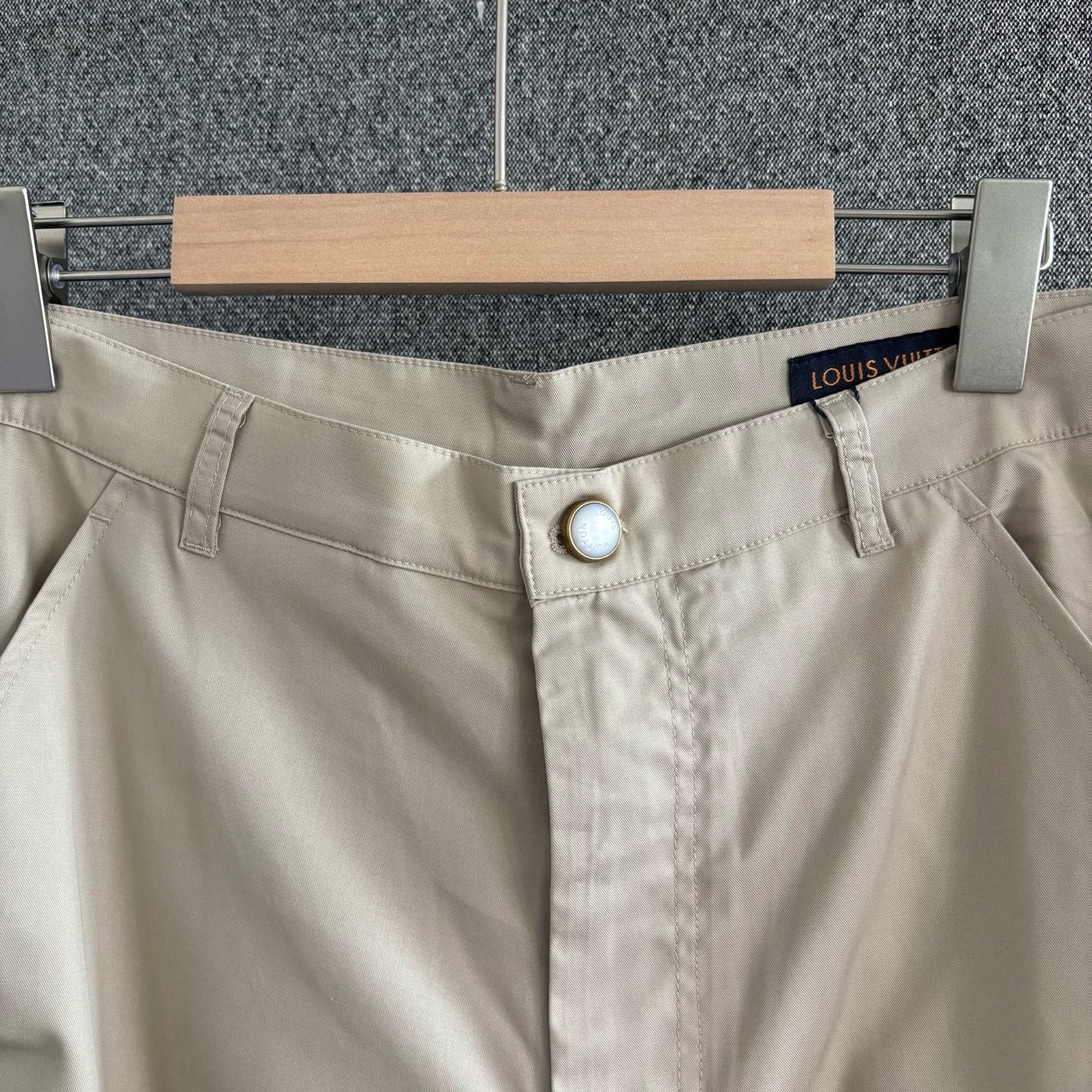 Off-white and Dark grey Short
