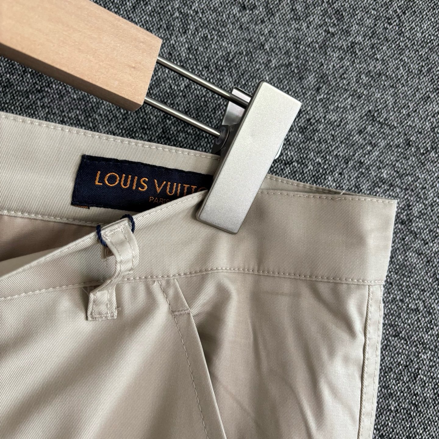 Off-white and Dark grey Short