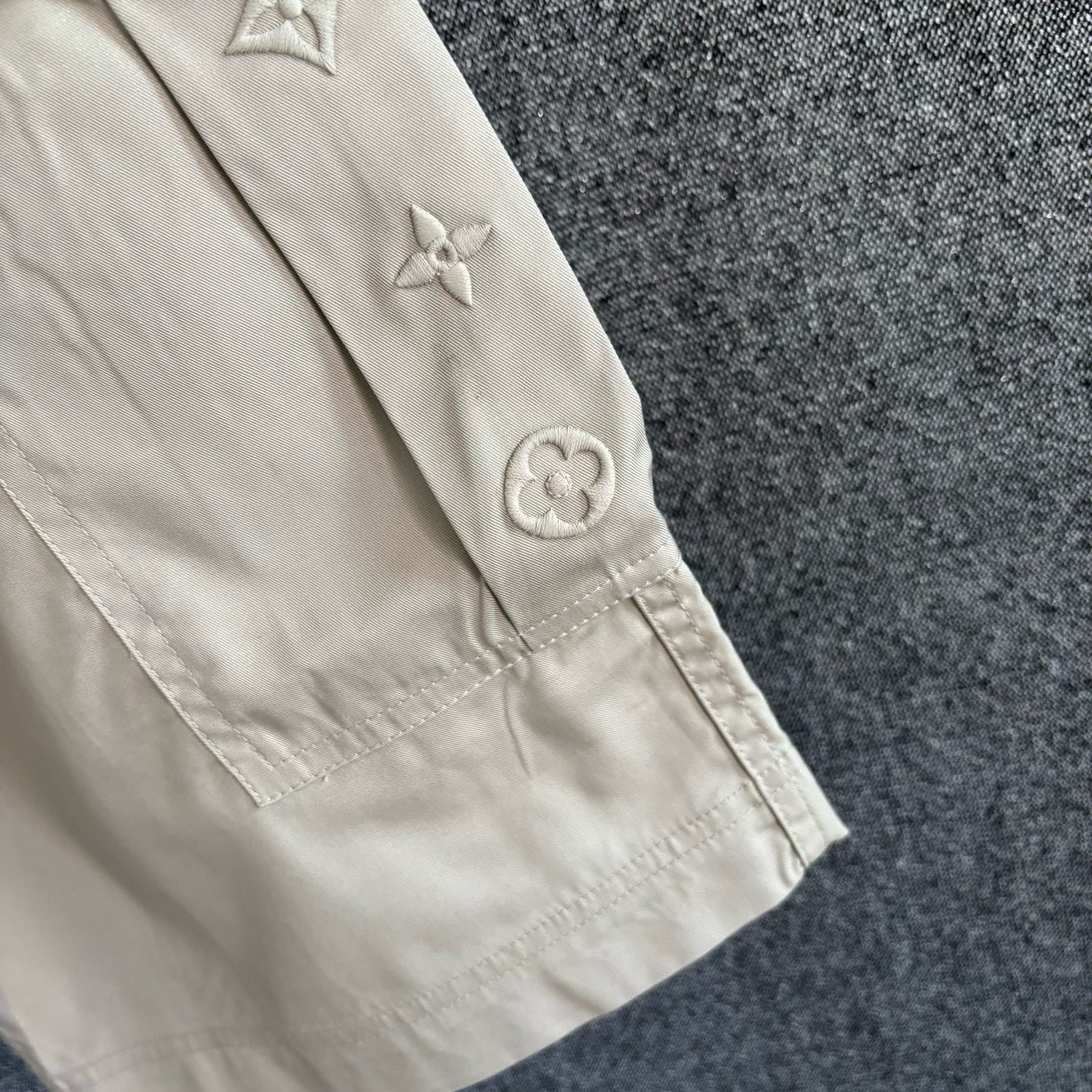 Off-white and Dark grey Short