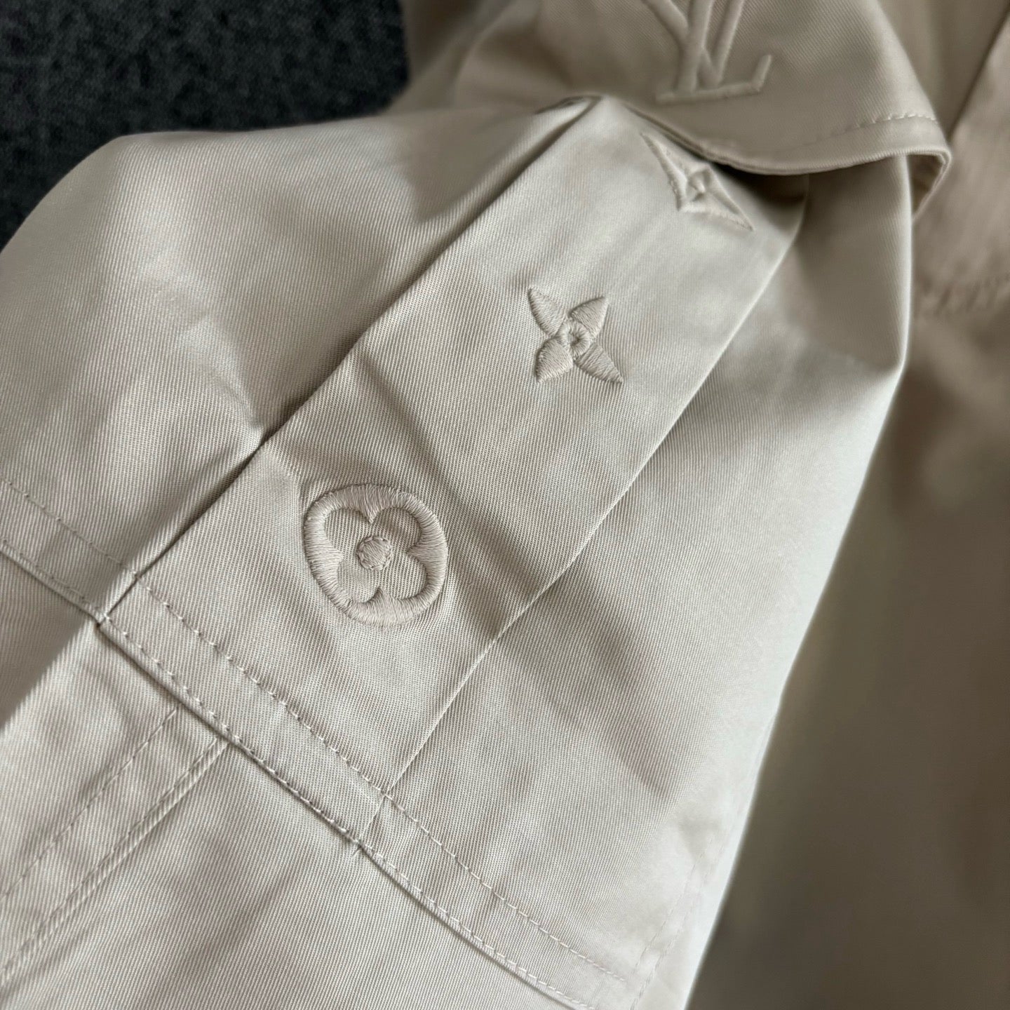 Off-white and Dark grey Short