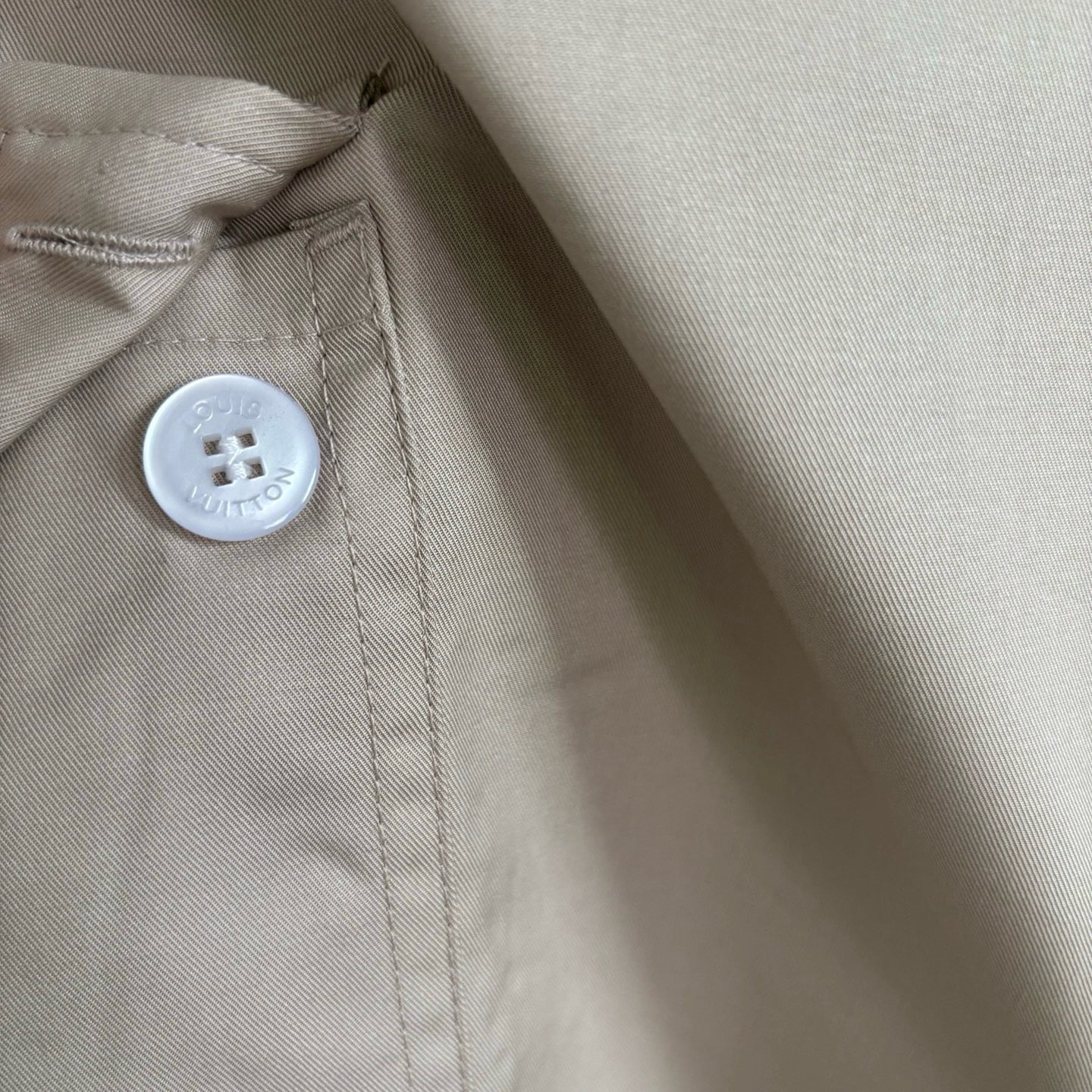 Off-white and Dark grey Short