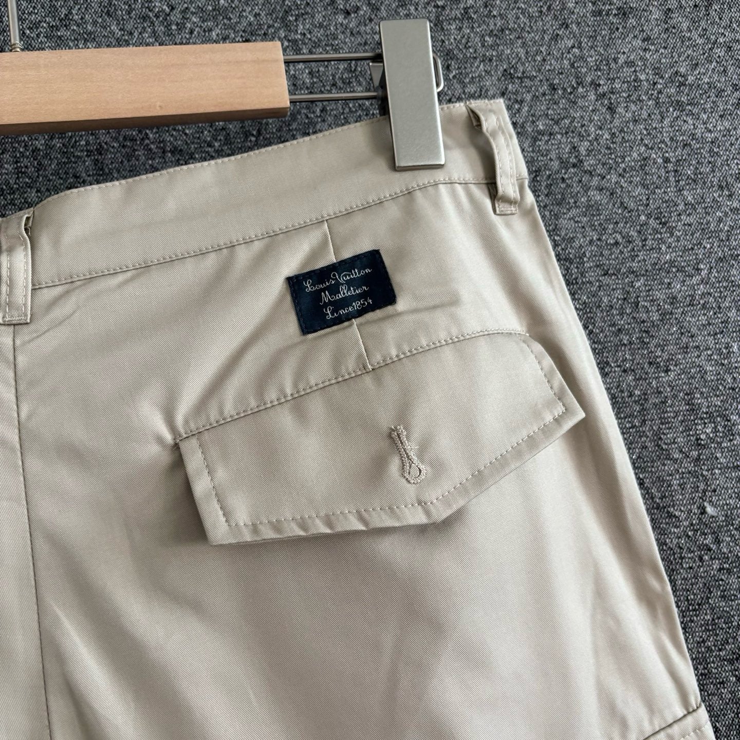 Off-white and Dark grey Short