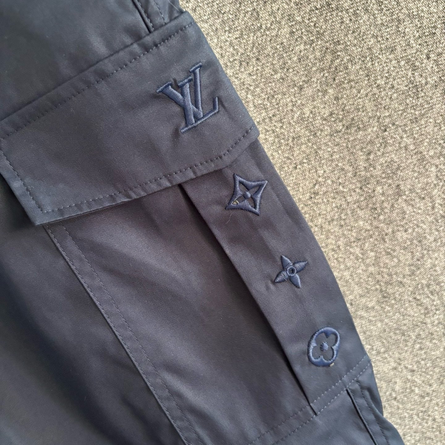 Off-white and Dark grey Short