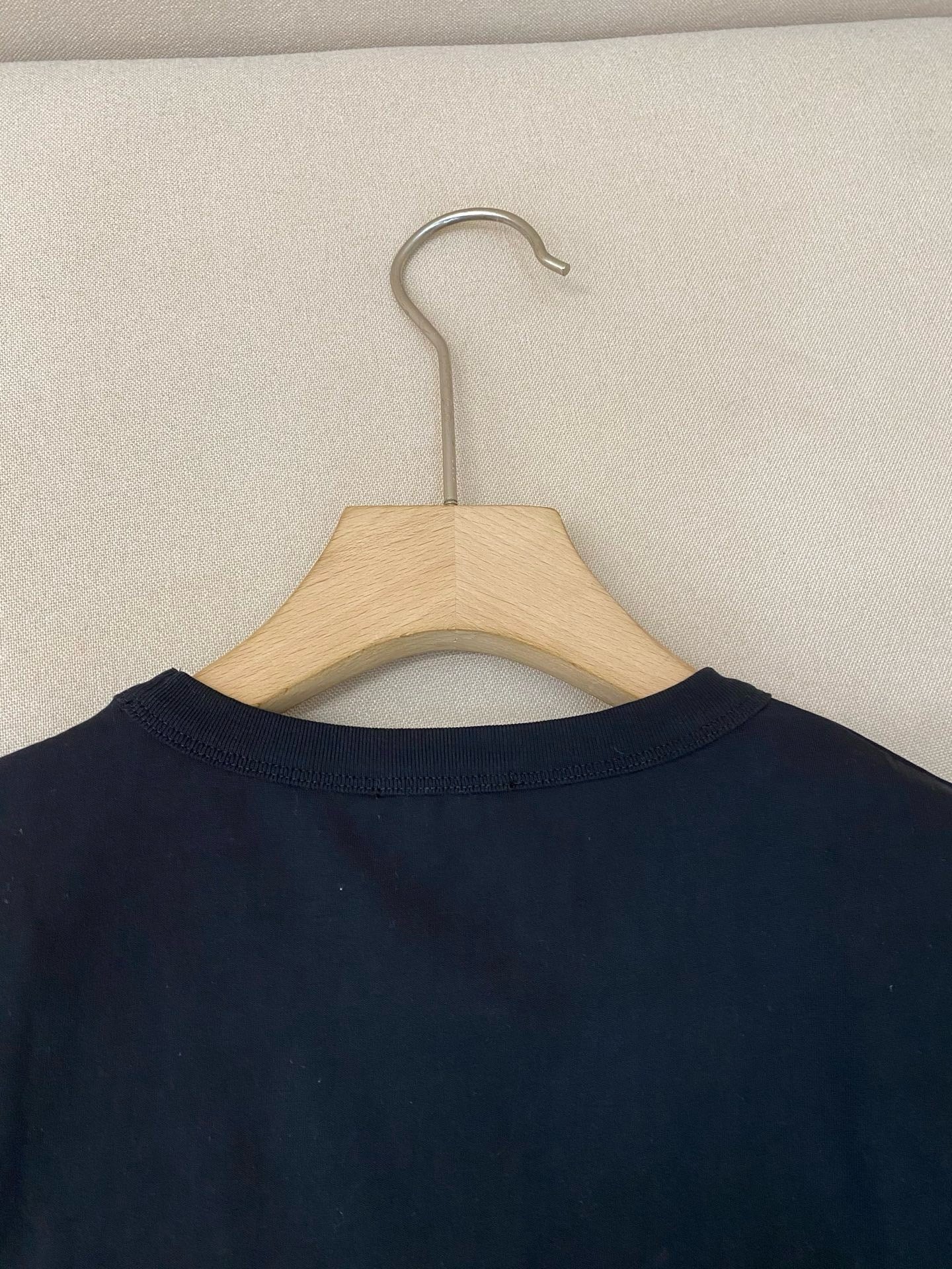 Black, white and Blue T-Shirt - Size XL