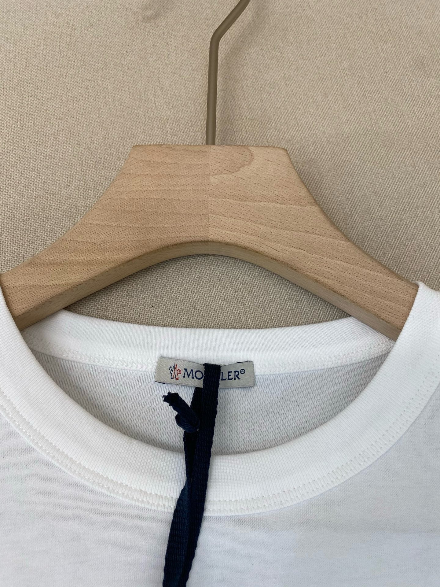 Black, white and Blue T-Shirt - Size XL