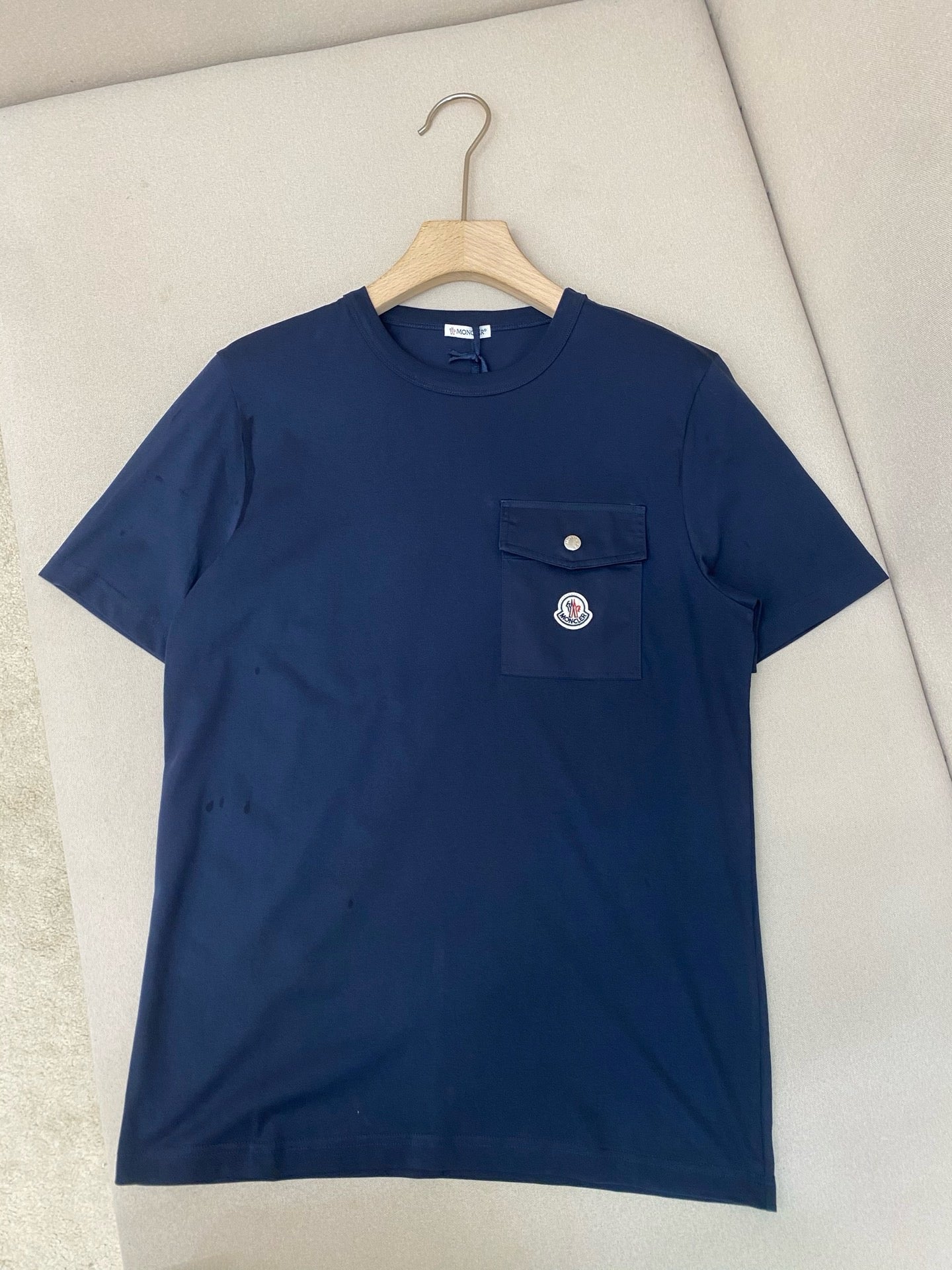 Black, white and Blue T-Shirt - Size XL