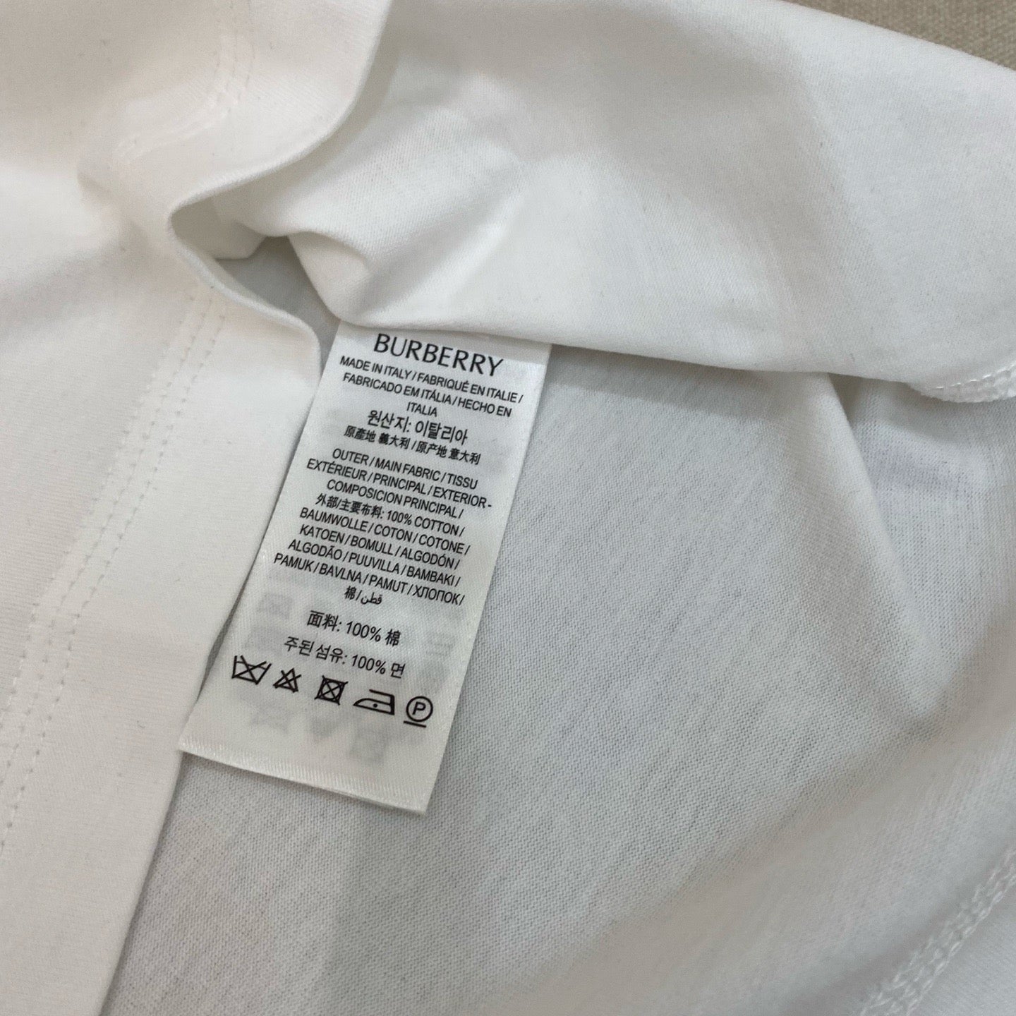 Multi-color T-Shirt - Size XL