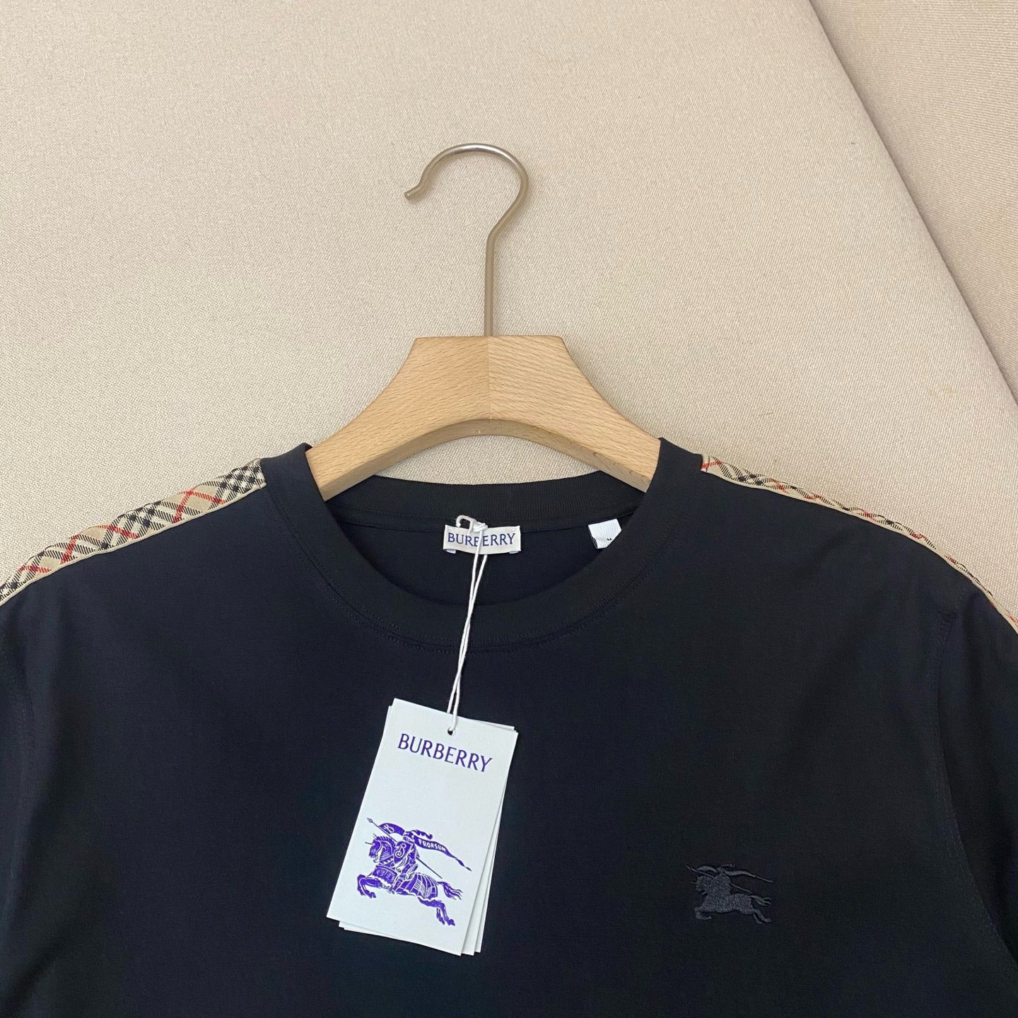 Multi-color T-Shirt - Size XL