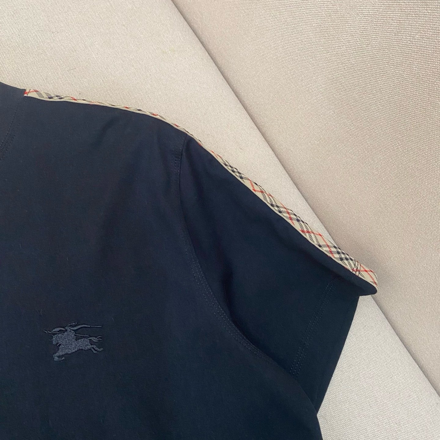 Multi-color T-Shirt - Size XL