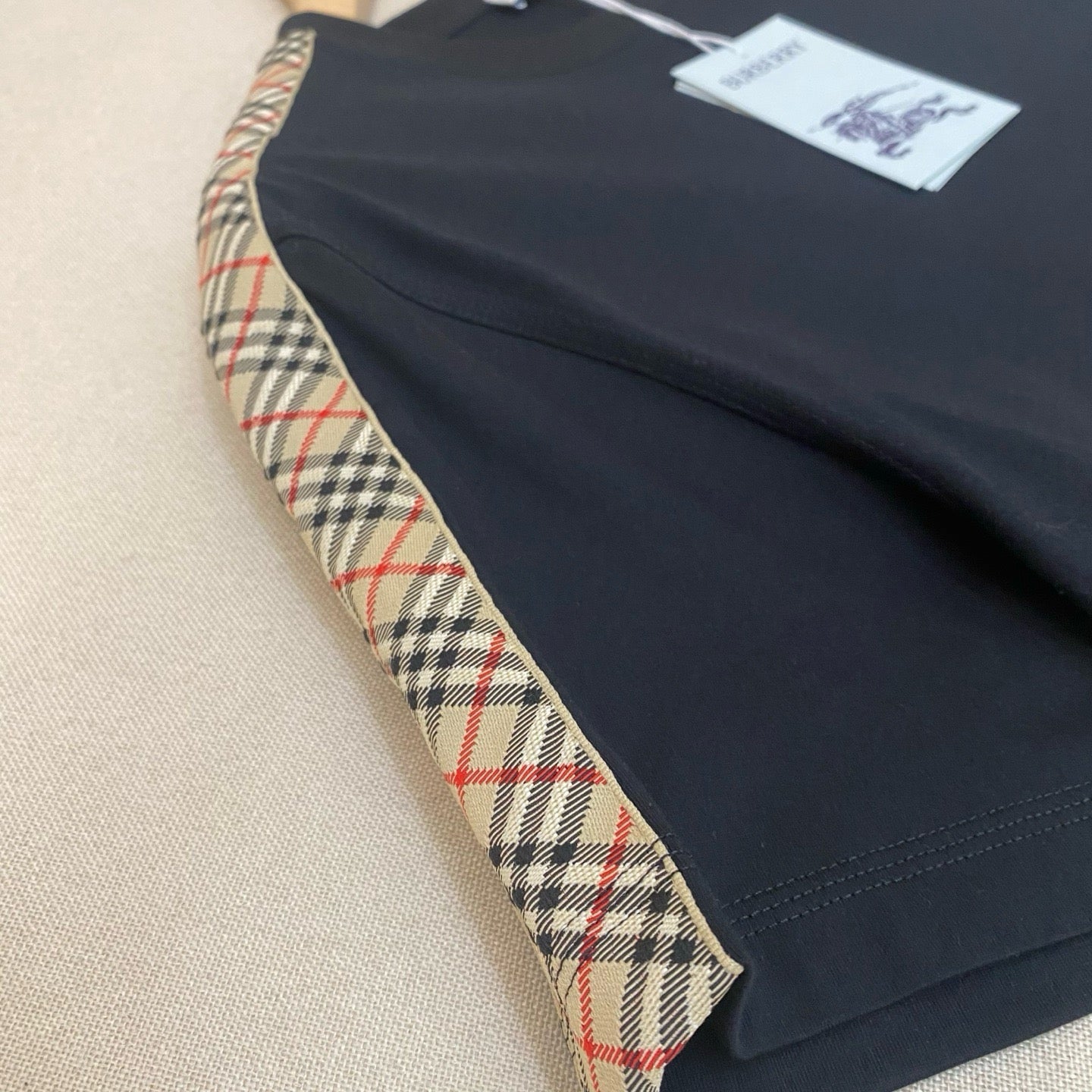 Multi-color T-Shirt - Size XL