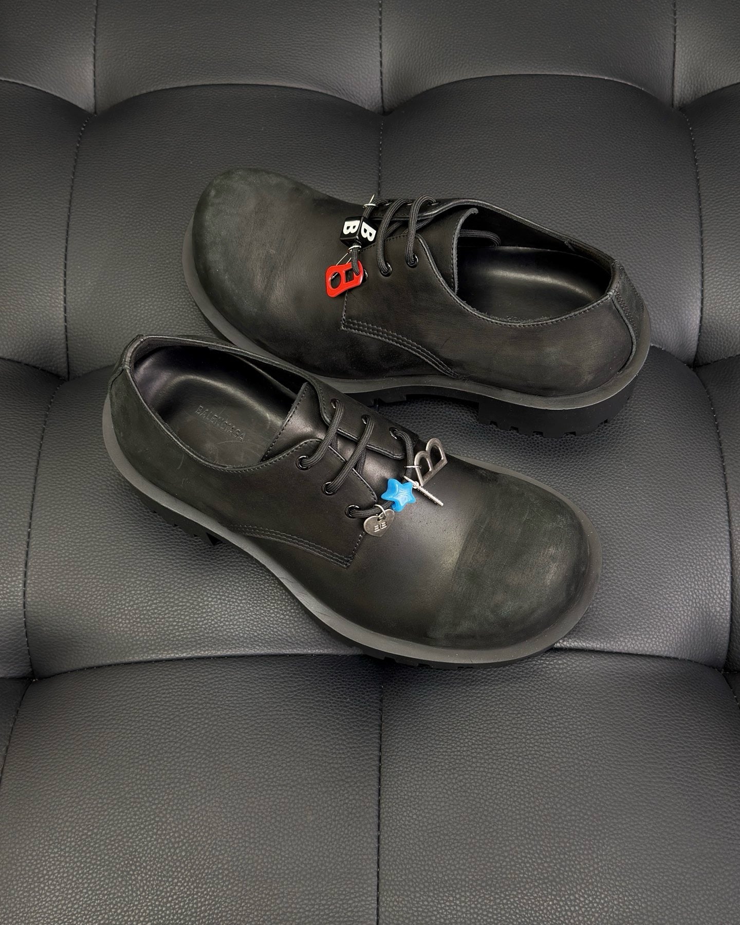 Black Shoes