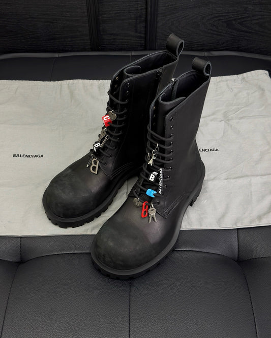 Black Shoes