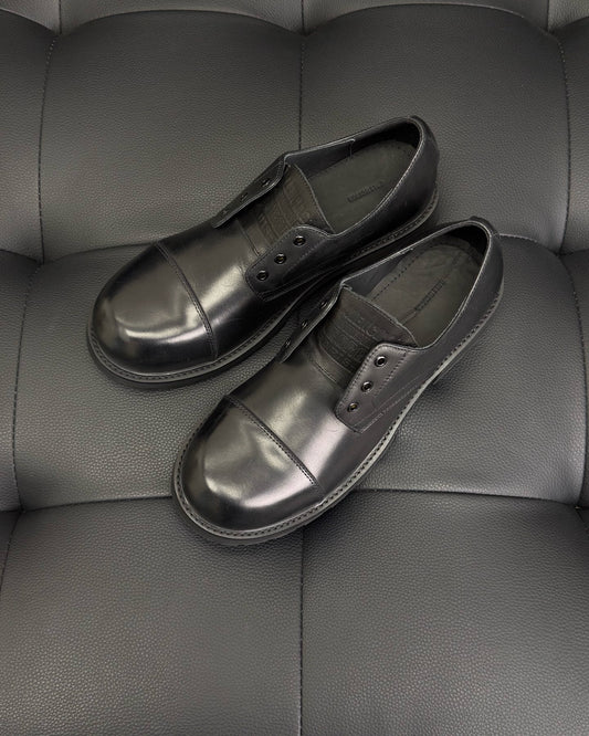 Black Shoes