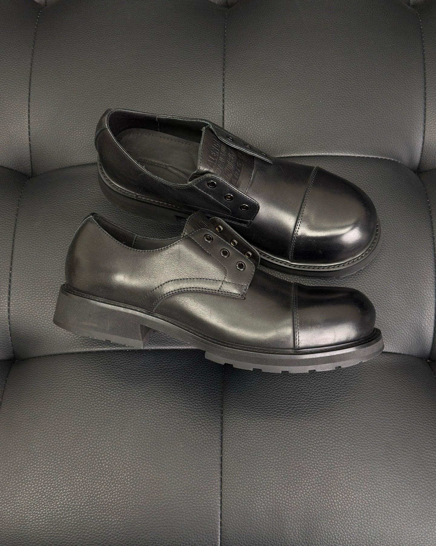 Black Shoes