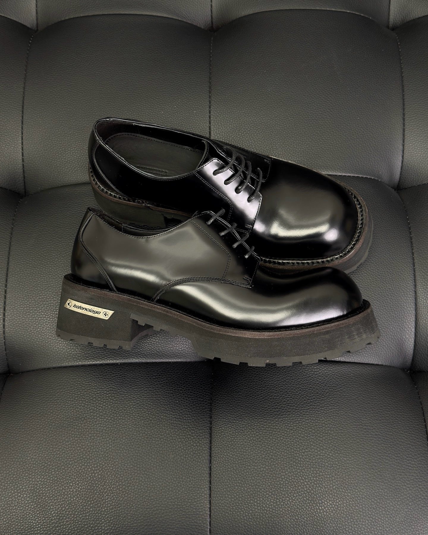 Black Shoes