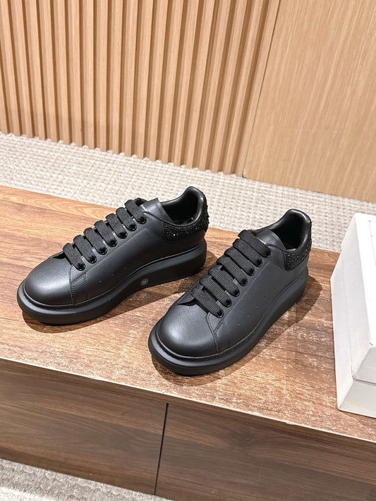 Black Shoes