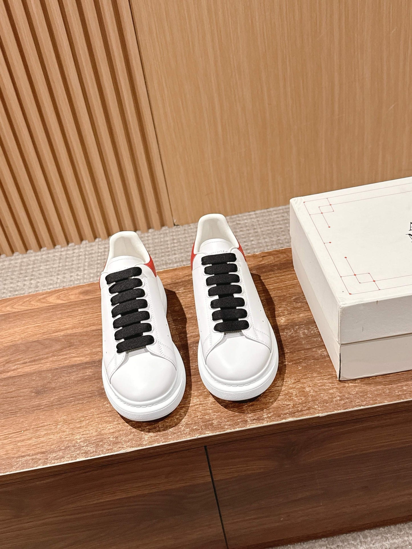 White red Shoes