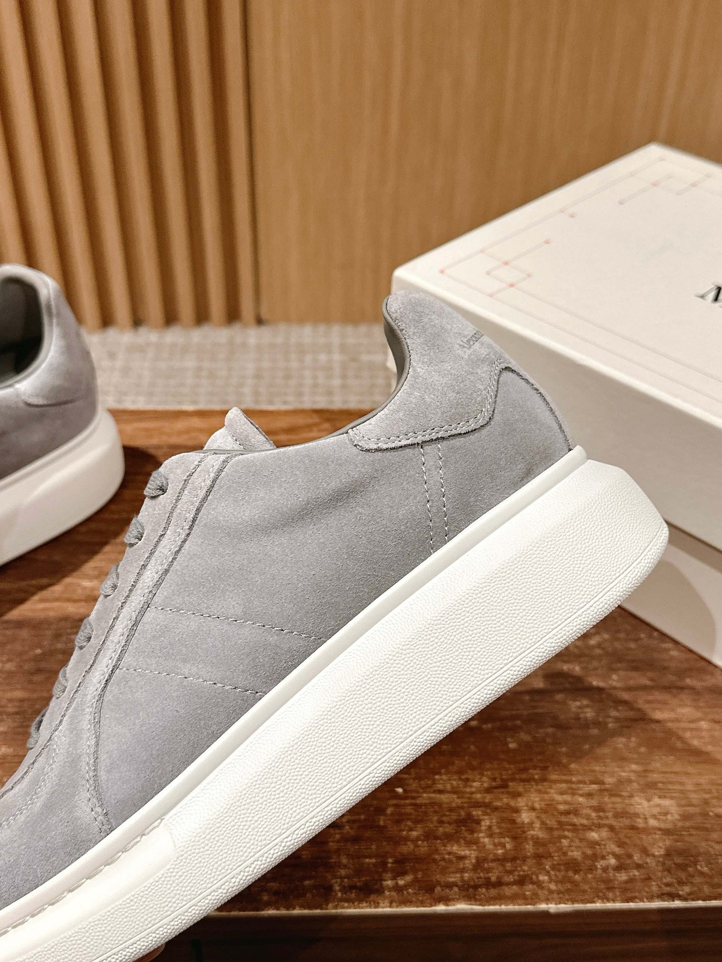 White grey Shoes