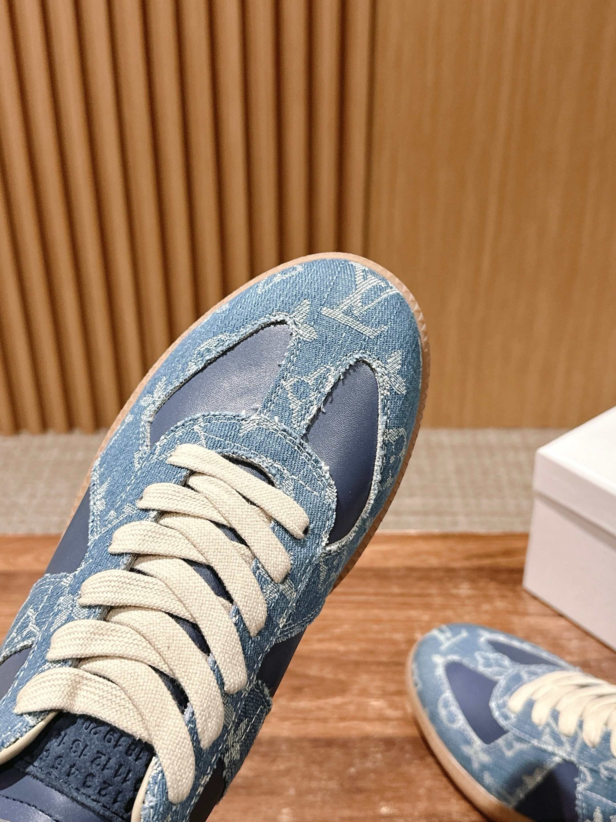 Multi-color Shoes