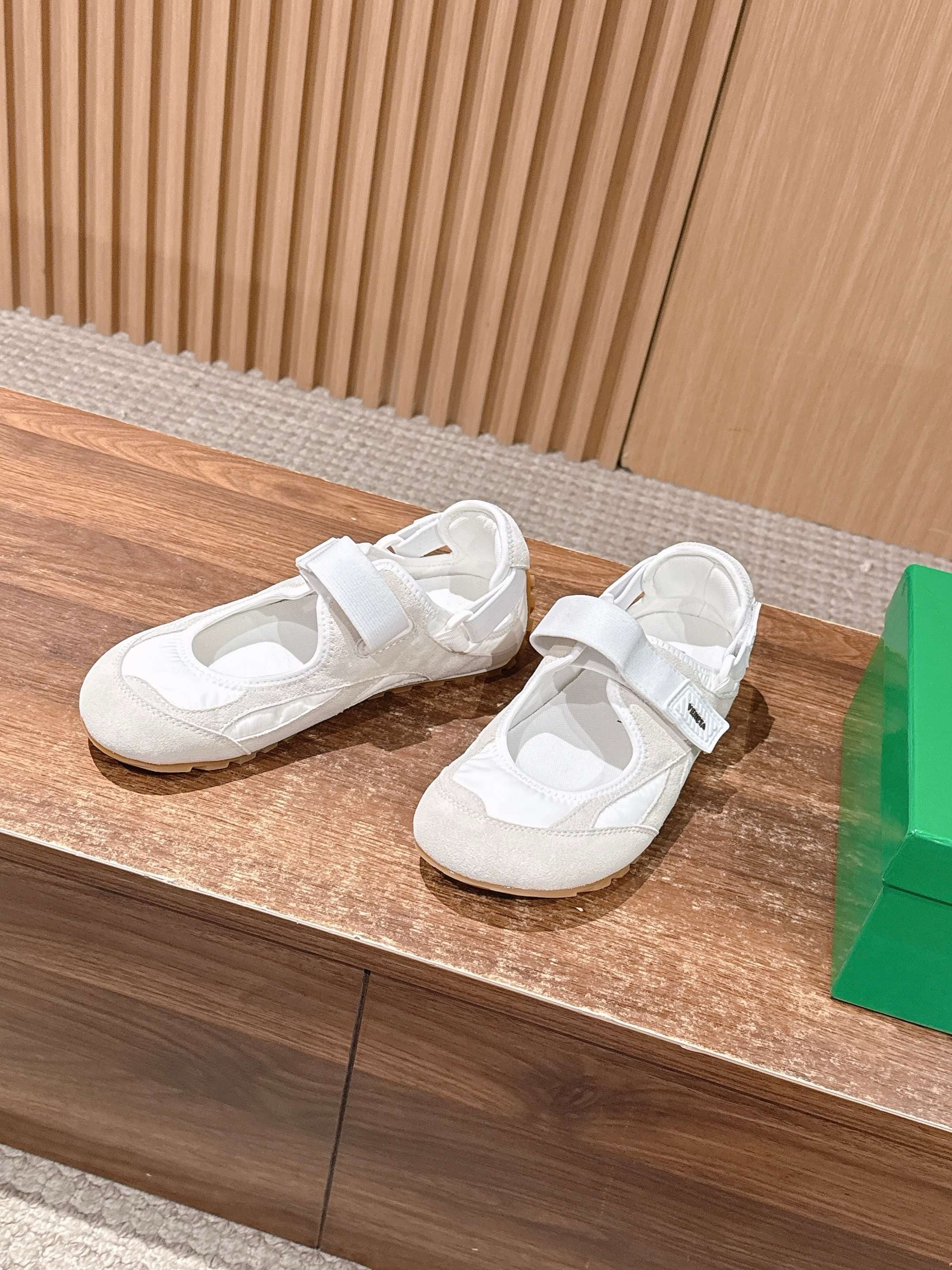 Black, White off-white and White grey Shoes