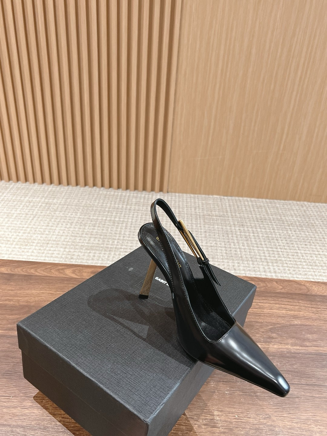 Croc Black and Matte Black Shoes