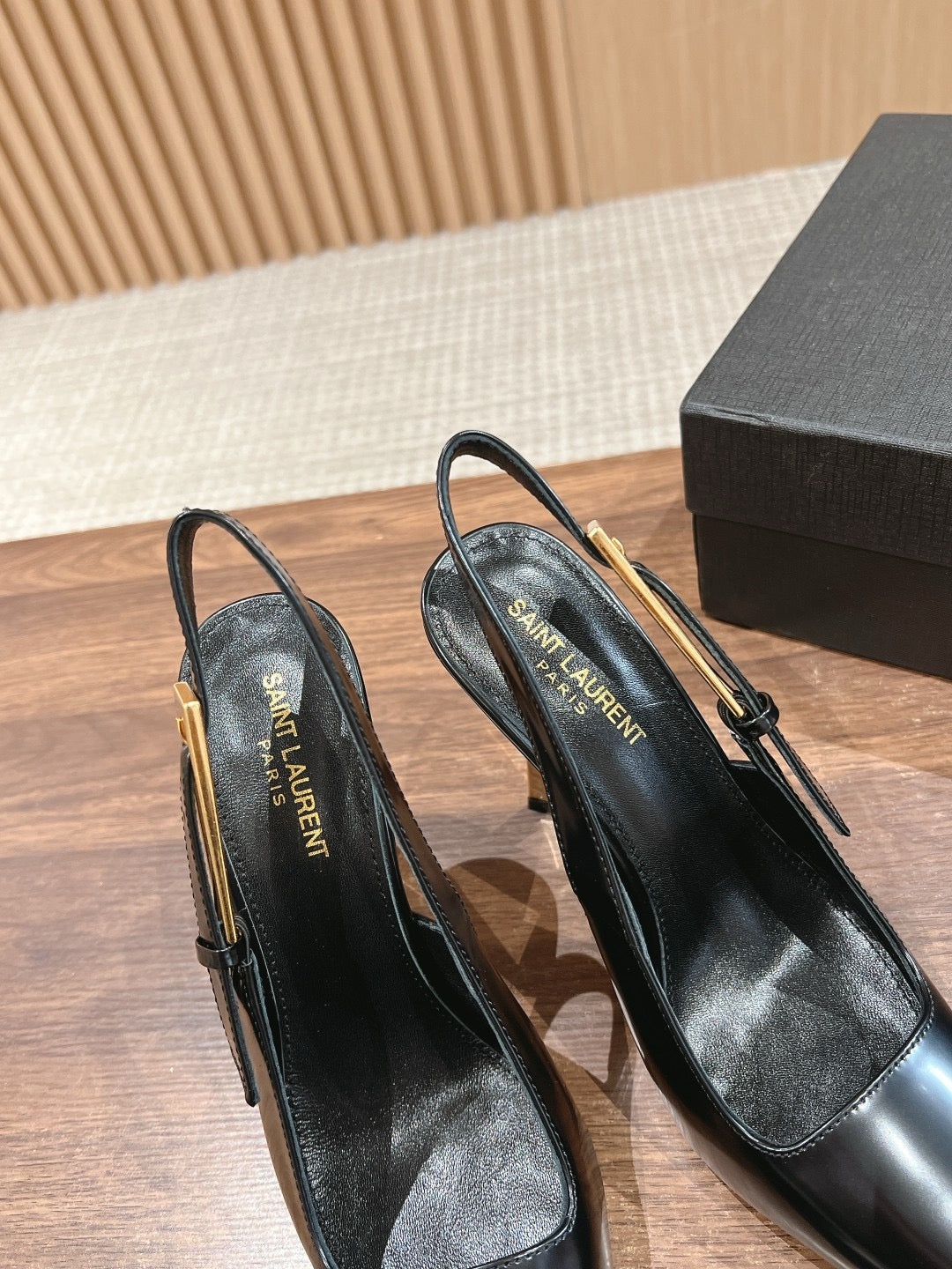 Croc Black and Matte Black Shoes