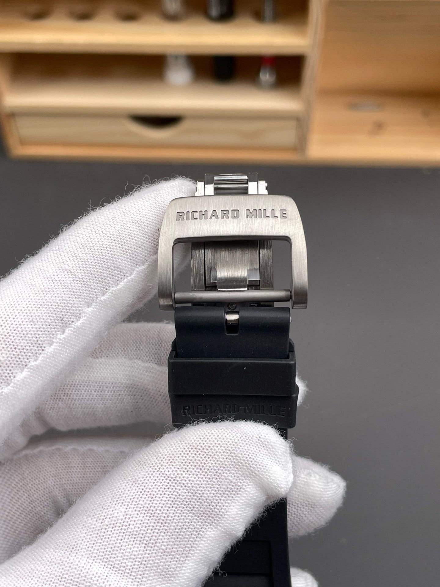 Black dark grey Watch - FashionHype.xyz