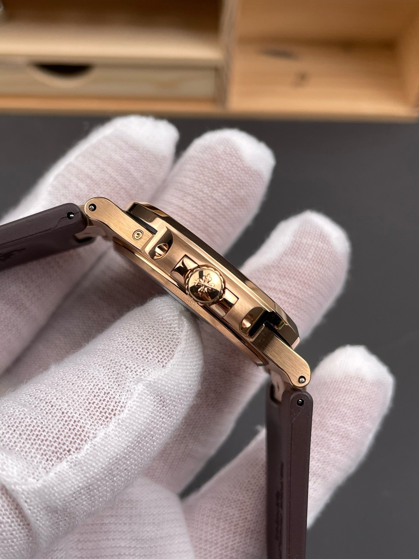Brown gold Watch