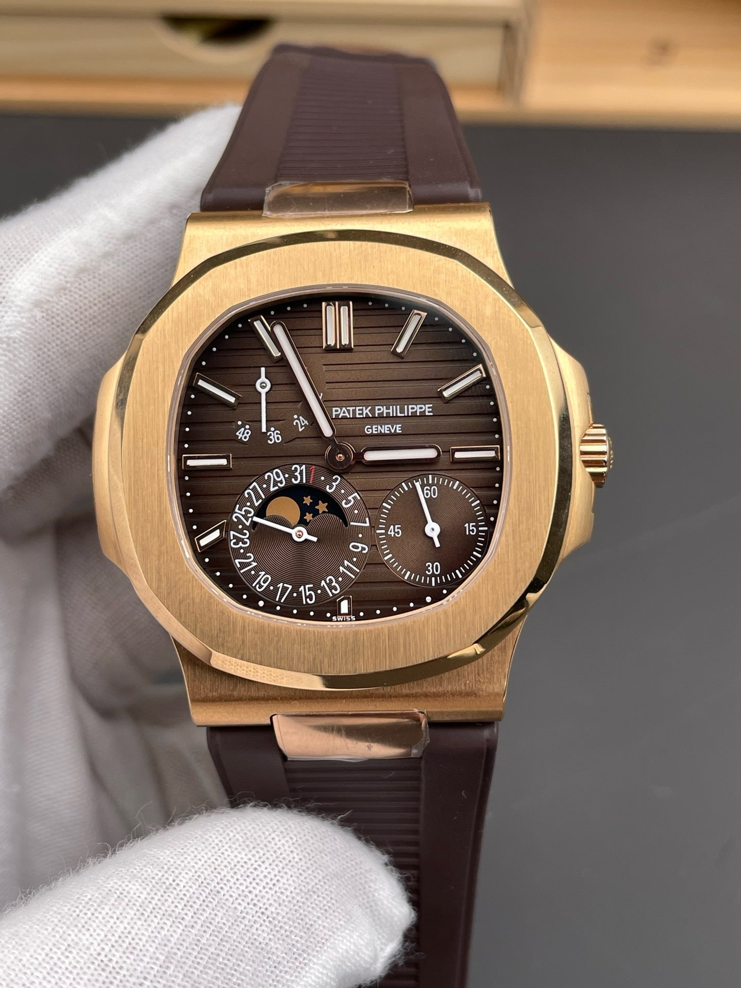 Brown gold Watch