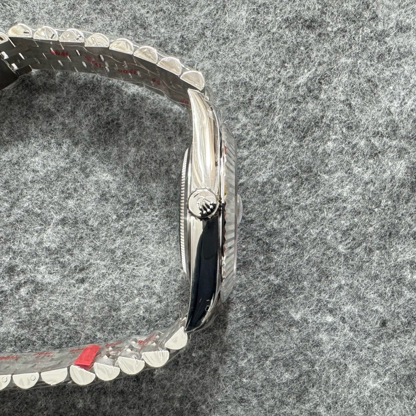 Sliver blue, Silver black and Silver dark grey Watch