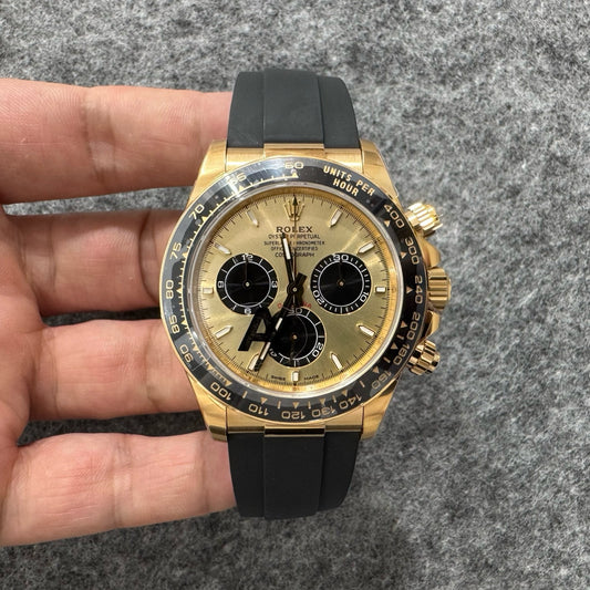 Gold black Watch