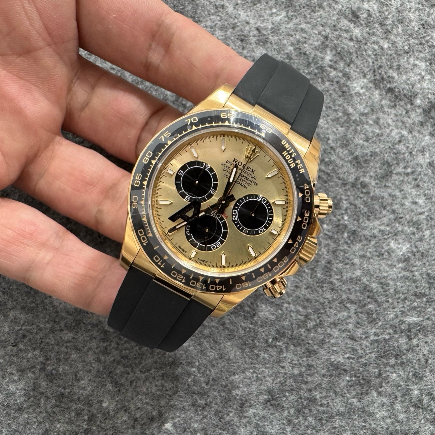 Gold black Watch