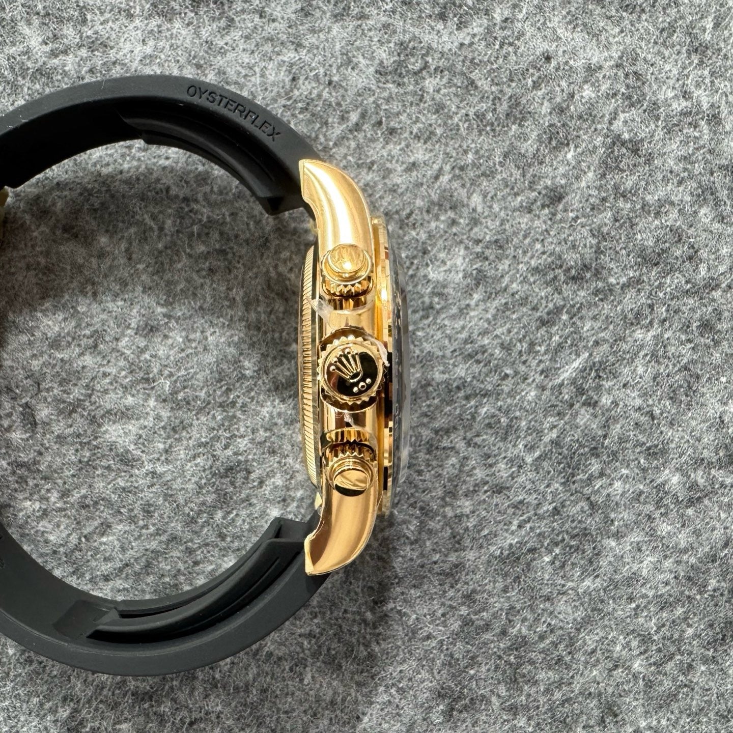 Gold black Watch